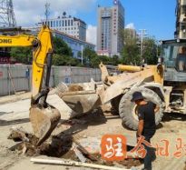 大JB草比高温下的坚守｜道路建设者用汗水铺就畅通路